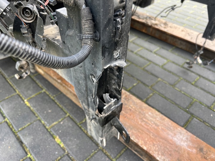 фото №13, Bmw i3 l01 кузов кузов крыша крыло лонжерон b72 стекло панорама