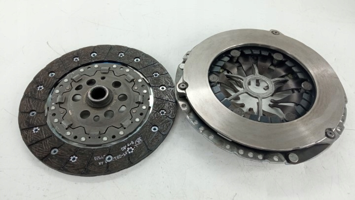 фото №2, Зчеплення kpl. do skoda fabia/rapid 1,4 tdi 14-