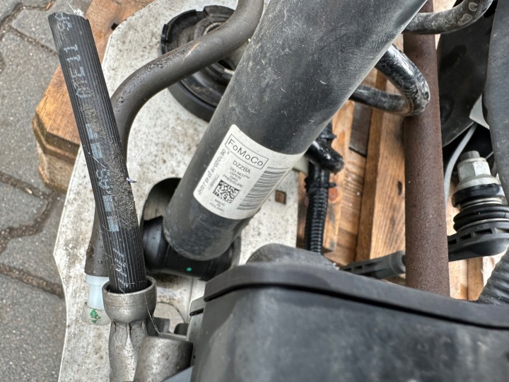 фото №5, Kuga mk3 подвешивание задние 4x4 мост 2,0tdci k2gw-4000-be lx67-4k139-aad