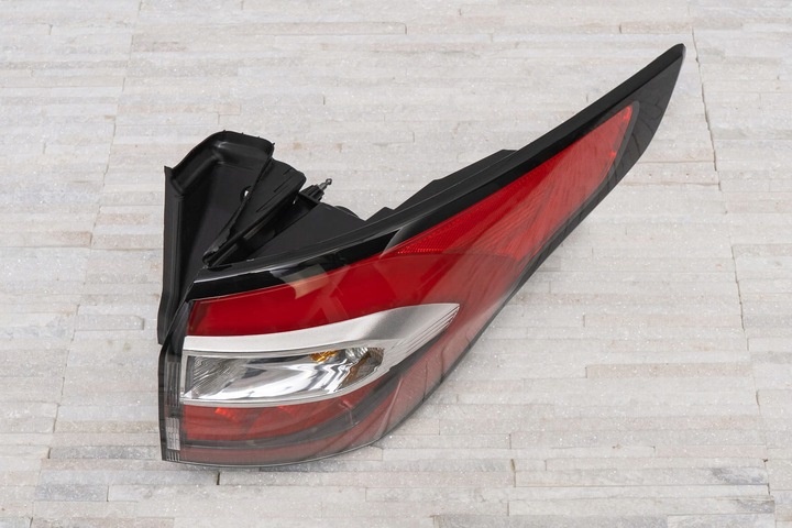 фото №8, Ford kuga mk2 ii 2016-2019 лампа задня кузовна права gj5z13404c