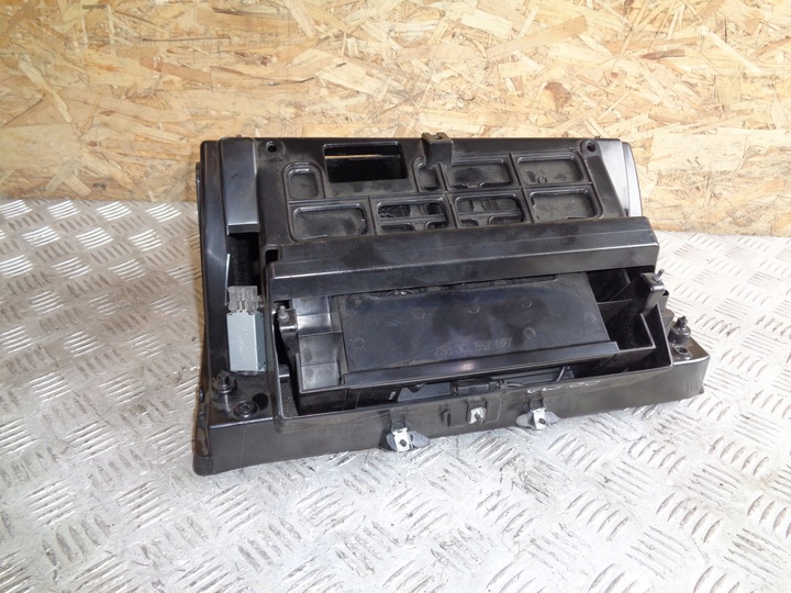 фото №4, Бардачок пассажира vw passat cc 08- 3c1857114