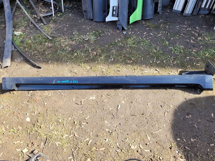 фото №1, Toyota avensis t27 sedan планка пороговая правая