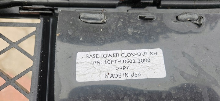 фото №14, Бампер перед крило corvette c7 решітка середня емблема гарний