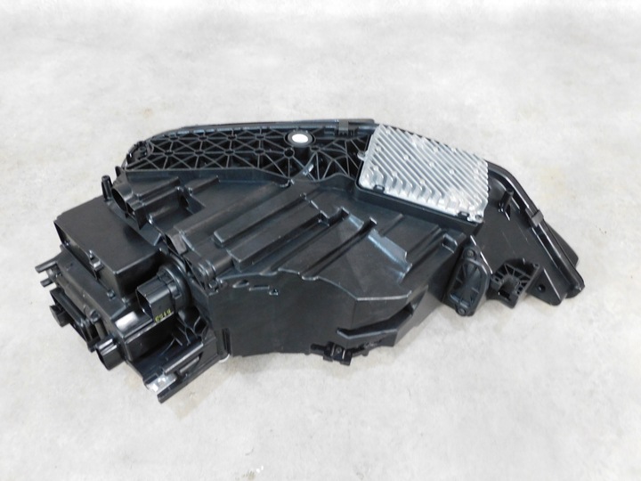 фото №10, Audi a8 d5 4n рестайлинг лампа правая matrix комплектная 4n0941036c новая!