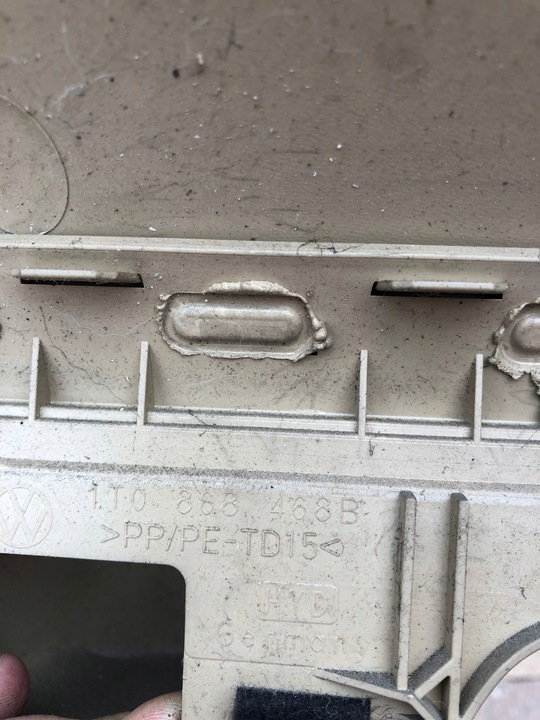 фото №6, Vw touran i боковина оббивка багажника правий зад 7 осіб