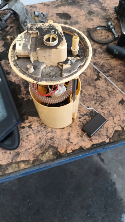 фото №1, Opel corsa d 1.3 cdti помпа топлива поплавок