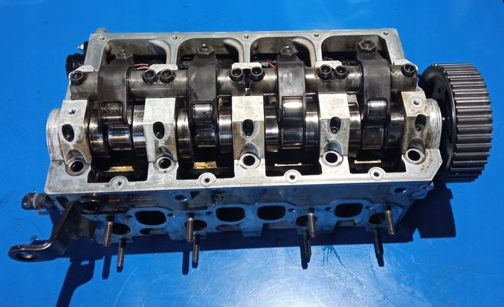 фото №11, Головка цилиндров 038103373r vw.passat b5 1,9 tdi 130km awx