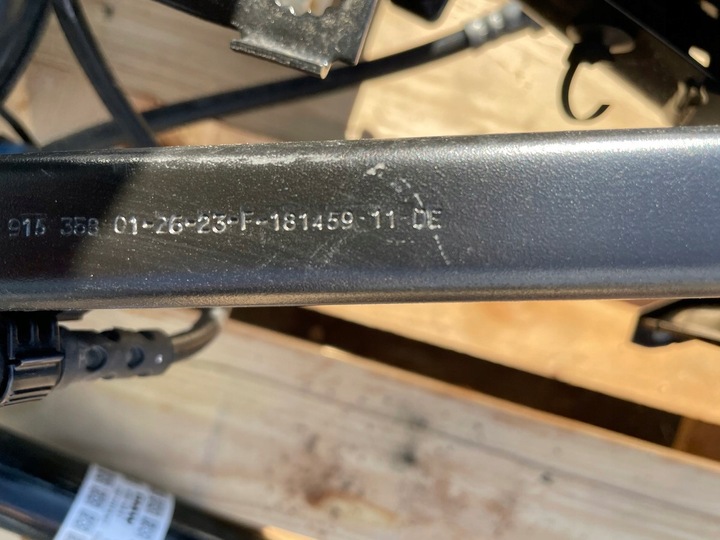 фото №15, Bmw ix1 x1 u11 задняя ось балка подвешивание зад комплектные 6894199 6894210