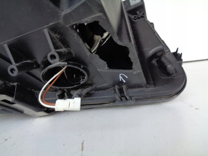 фото №11, Лампа левая bmw 5 f10 f11 10-13 ксенон led поворотный