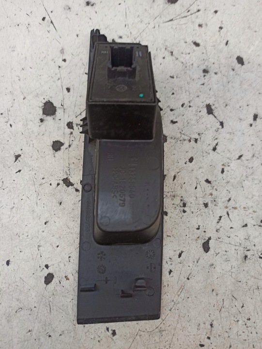 фото №9, Opel astra j панель стёкла правые зад 13301888 13258640