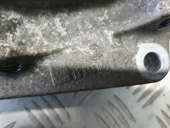 фото №3, Лапи кронштейн двигуна opel astra j 1.6 cdti