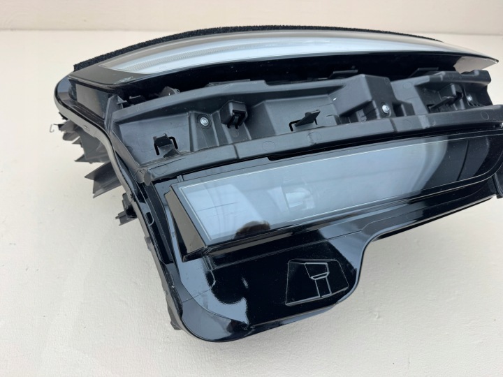 фото №8, Tesla модель y 25r- правая фара передняя правое перед 1918351-00 полный led