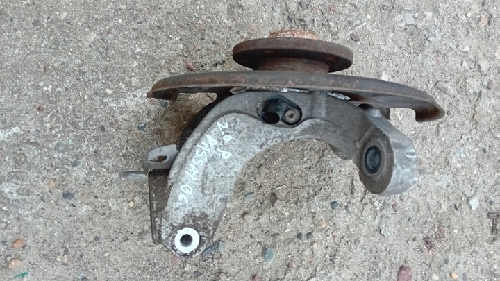 фото №1, Поворотна опора ступиця права перед passat b6