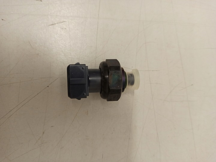 фото №1, Датчик ciś. кондиціонера mercedes a6395420818 aso