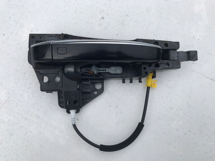 фото №1, Audi a6 c7 ручка правая задняя зад keyless go ly9b