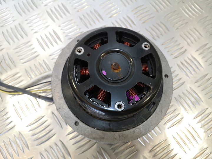 фото №5, Вентилятор радиатор модель quattroporte ghibli