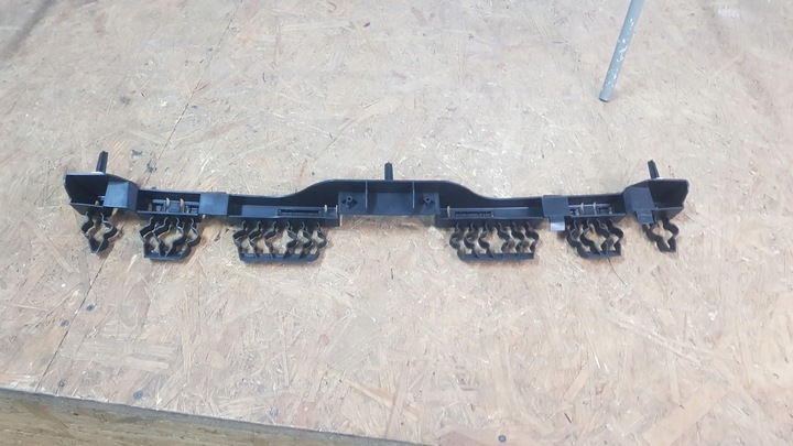 фото №6, Renault clio v 5 ползун крепление бампера зад