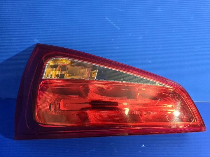 фото №1, Audi a1 a-1 8x0945094d1 лампа задняя зад левая