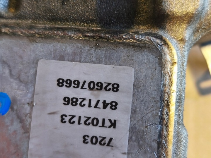 фото №16, Audi dez 2.0 tdi колектор впускний  05l129766f 05l129766p