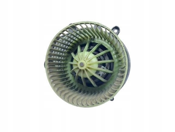 фото №1, Повітродувка повітропровід 8d1820021 vw passat b5