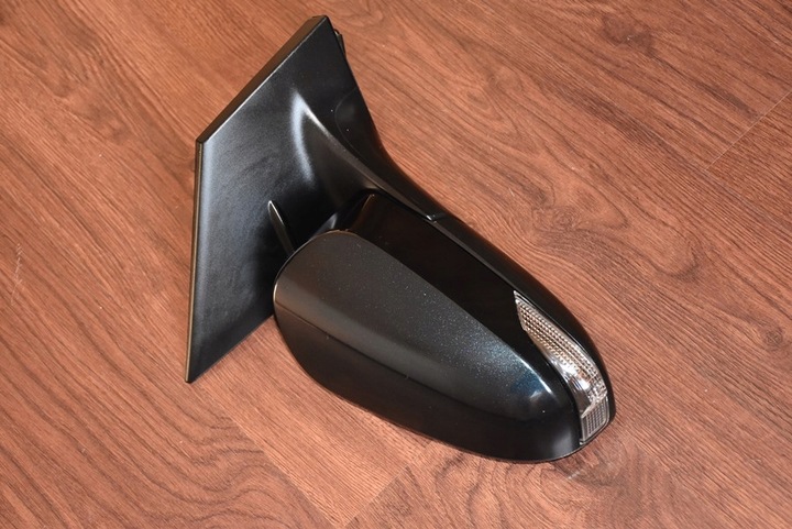 фото №16, Дзеркало праві 9pin toyota auris ii corolla r-2017