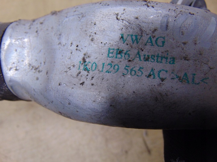 фото №8, Труба воздуха воздуховод vw passat b7 2.0 tdi 1k0129565ac