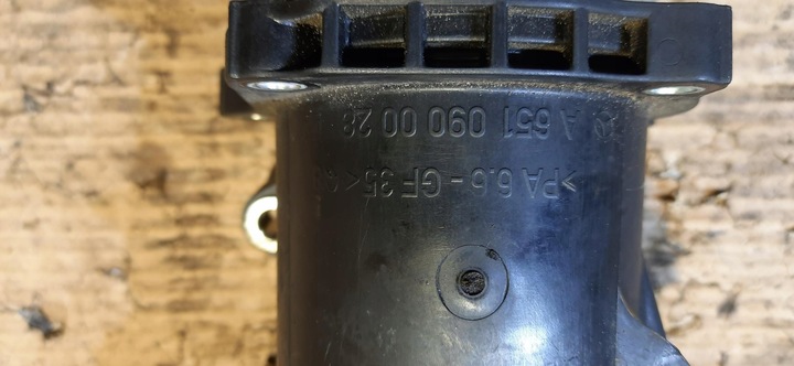 фото №7, Труба воздуховод воздуха колено 2.2 w204 a6510900028