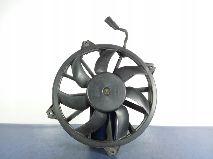 фото №1, Citroen c4 i 2.0 hdi вентилятор радиатор 874716t