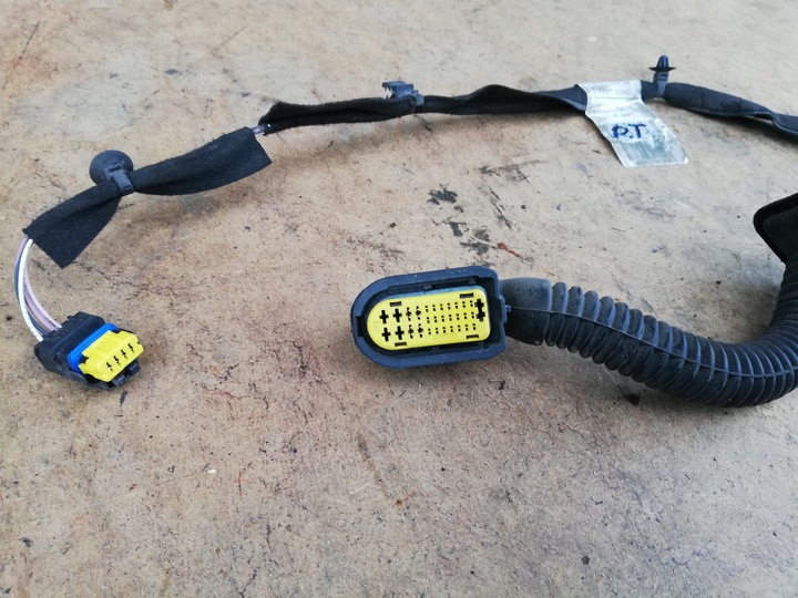 фото №3, Жгут дверь правых зад clio iii 8200715676