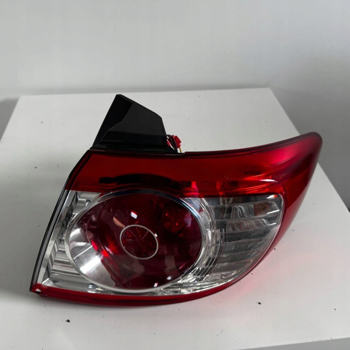 фото №1, Лампа правый зад правая задняя hyundai santa fe 924022b5