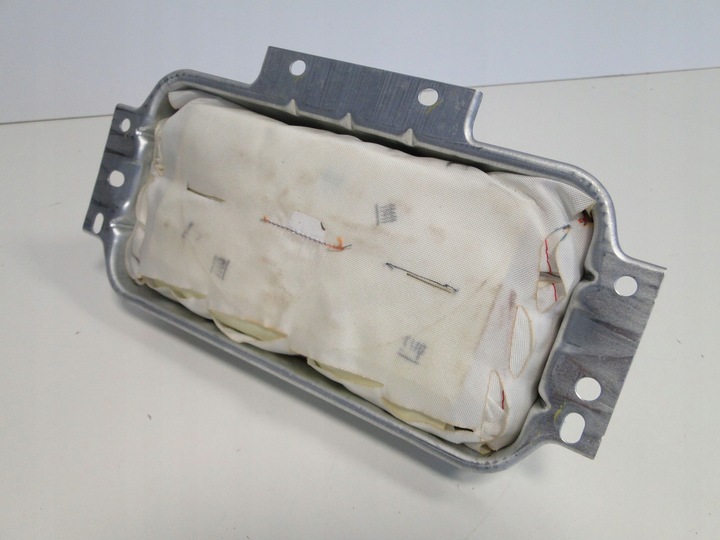 фото №10, Mercedes gle 166 w166 подушка колінна наколінник подушка безпеки