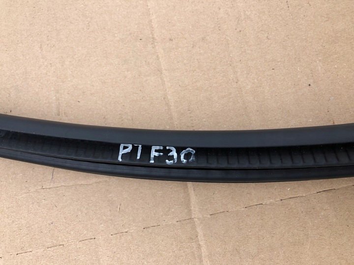 фото №13, Прокладка дверь правые зад bmw f30 7258311