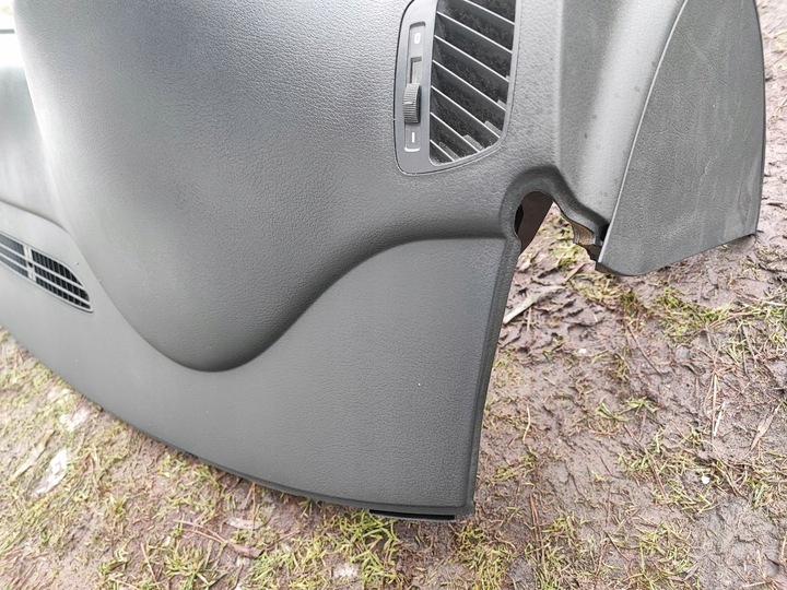 фото №10, Панель консоль audi a6 c5 чёрная