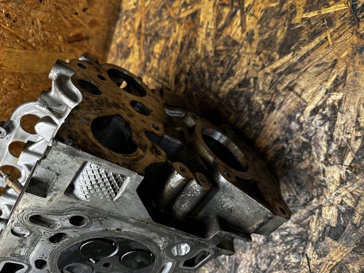 фото №13, Головка крышка 2.0 dci m9r espace trafic 8200519994g