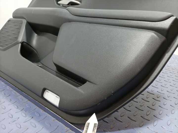 фото №7, Lexus ux 250h дверная карта (обшивка двери) перед передний правое 67701-x1043