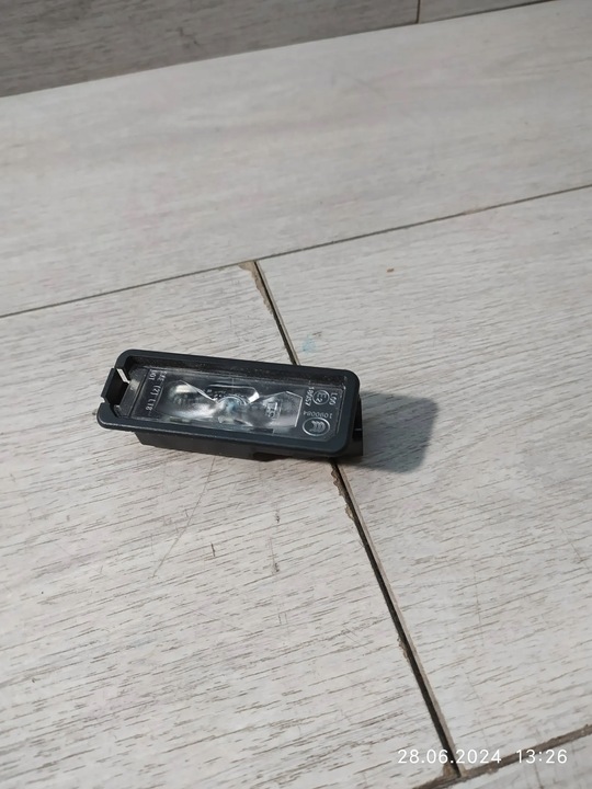 фото №1, 9146. id.3 cupra born лампа led номерний знак 3g5943021