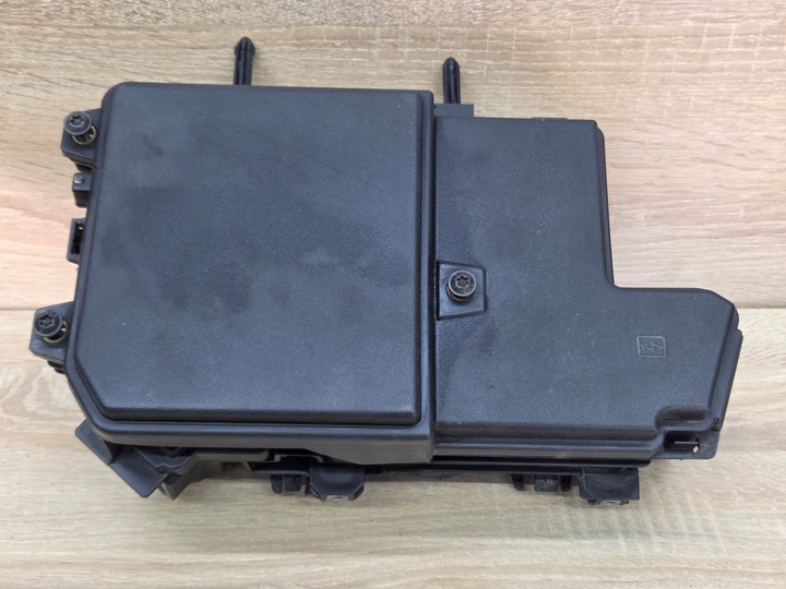 фото №11, Renault megane iv 4 коробка корпус запобіжників 252361855r