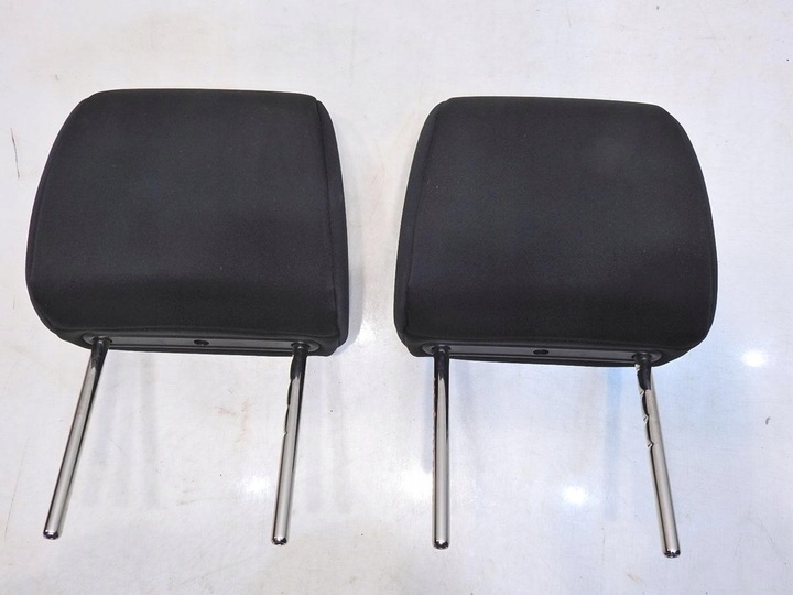 фото №8, Подголовник перед переднее mazda 5 i рестайлинг