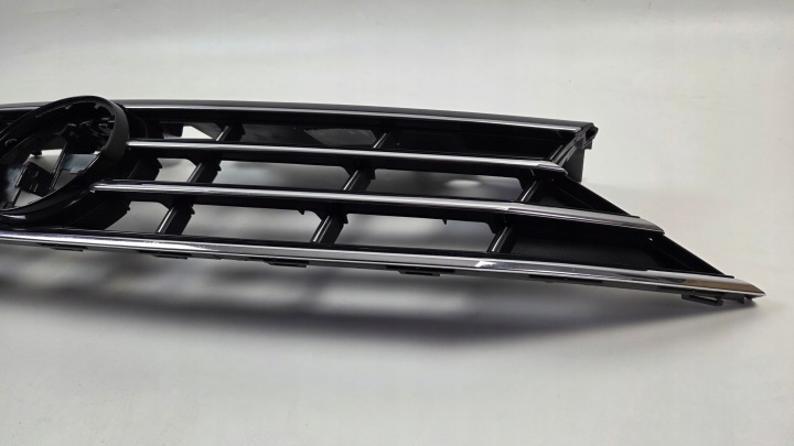 фото №11, Решётка радиатора vw passat b8 рестайлинг 19r.- r-line 3g0853653k 3g0853651ak 3g0853651am