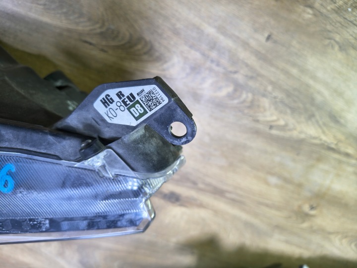 фото №9, Toyota yaris iv 4 фара передняя передняя правая led k0-8eu