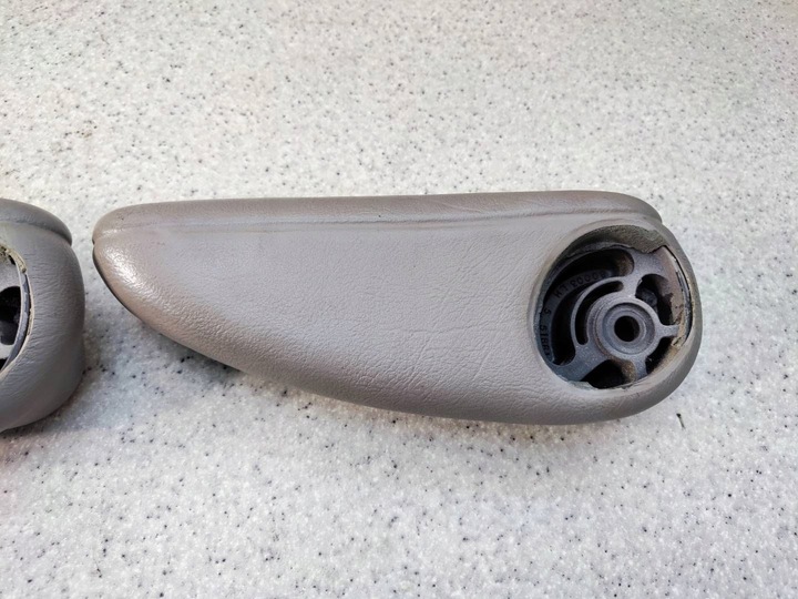 фото №6, Подлокотники сиденья левого зад заднего chrysler grand voyager 4 iv