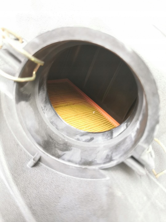 фото №9, Корпус, фільтр повітря ford escort od 1/1995-10/1996 оригінальний номер 7396922