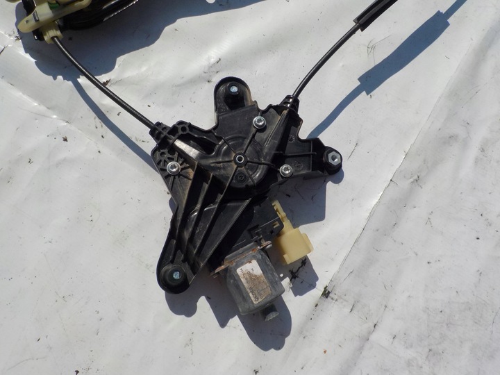 фото №5, Ford mondeo mk5 механизм стёкла дверь левый зад eu