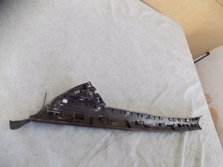 фото №8, Citroen c5 aircross планка стёкла лобовой левая 9817207377 правая 9817207177