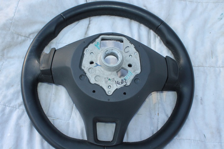 фото №10, Руль кожаный vw touran tiguan 5ta r35