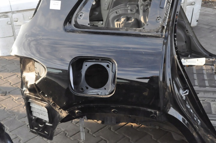 фото №2, Mercedes eqb x243 чверть крило праві лівий зад pas ванна