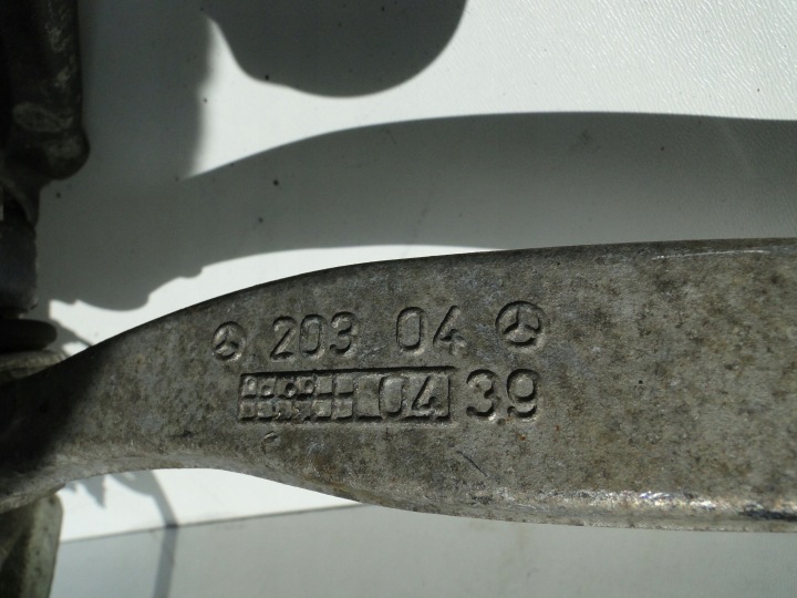 фото №10, Mercedes поворотна опора передня права супорт ричаги a2093320101 clk 209