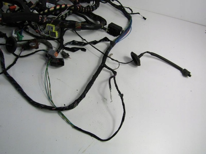 фото №9, Fiesta mk7 жгут установка интерьера панели 1.6tdc