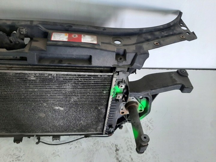 фото №9, Audi a6 c5 2.4 30v 01r pas переднє радіаторів вентилятор 4b0805594
