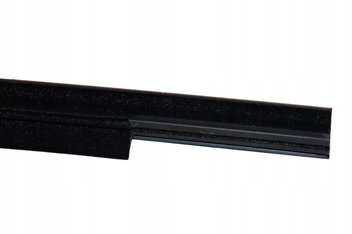 фото №10, Bmw e30 cabrio прокладка скла бічної зад оригінал